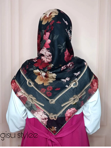 روسری نخی مشکی گلدار